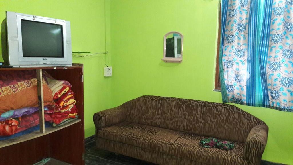 Alina Guest House กาลังกูติ ภายนอก รูปภาพ